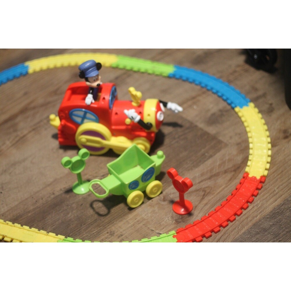 Mickey Mouse Clubhouse 2008 Magic Choo Choo Track Mickey Signs Train working
